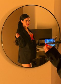 GECE Vip - escort in İzmir Photo 4 of 8