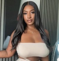 Gee - escort in Ahmedabad