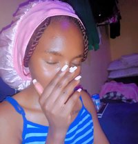 Geeh - adult performer in Nairobi