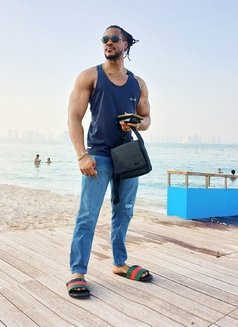 Geekblack - Acompañantes masculino in Muscat Photo 5 of 7