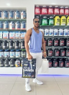 Geekblack - Acompañantes masculino in Muscat Photo 3 of 7