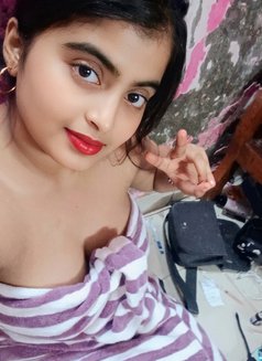 Geeta (Geet) (Real Meet/cam Service) - escort in Mumbai Photo 1 of 9