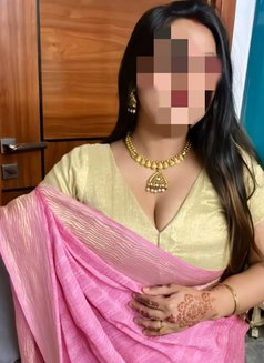 Cam service - escort in Hyderabad Photo 1 of 2