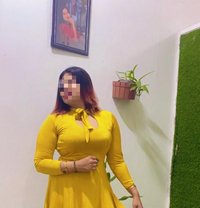 Geethma - escort in Colombo