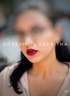 Geevitha Mallu - companion in Dubai Photo 1 of 6