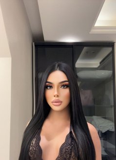 Gigi full service - Transsexual escort in Riyadh Photo 9 of 17