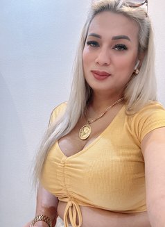 Gela - escort in Dubai Photo 4 of 12