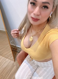 Gela - escort in Dubai Photo 7 of 12