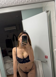 Gelai - Acompañantes transexual in Makati City Photo 26 of 28