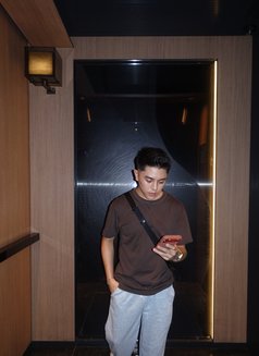 Gelo - Male escort in Bangkok Photo 15 of 20