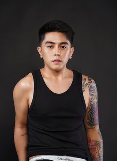 Gelo - Acompañantes masculino in Bangkok Photo 10 of 11