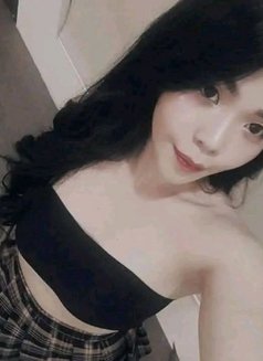 Gemgem - escort in Dubai Photo 1 of 6