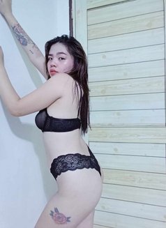 Gemgem - escort in Dubai Photo 5 of 6