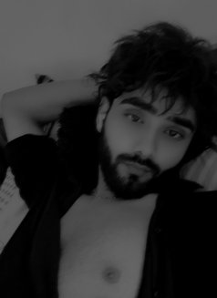 Gemstone - Acompañantes masculino in Noida Photo 1 of 7