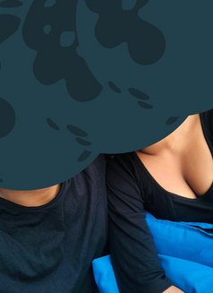 Gen Z Couple - puta in Colombo Photo 3 of 3