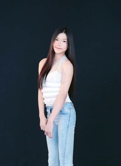Gena/bkk - Acompañantes transexual in Bangkok Photo 1 of 6