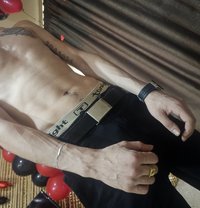 General - Acompañantes masculino in Beirut