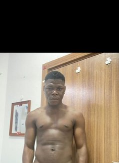 Generalsexy - Male escort in Muscat Photo 17 of 19