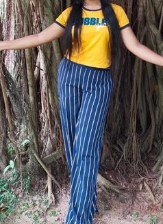 Genny23 - escort in Colombo Photo 2 of 2