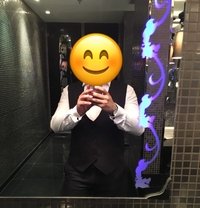 Gentleman (Women Only) - Acompañantes masculino in Dubai