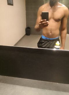 Gentleman - Male adult performer in Johannesburg Photo 1 of 1