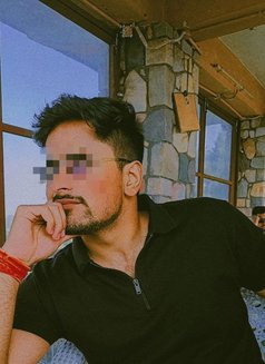 Gentleman: Muscular and Athletic - Male escort in New Delhi Photo 3 of 5
