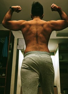 Gentleman: Muscular and Athletic - Male escort in New Delhi Photo 5 of 5