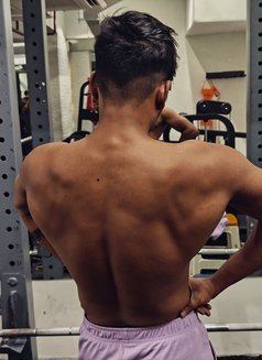 Gentleman Muse | 26 | Mumbai - Acompañantes masculino in Mumbai Photo 5 of 8