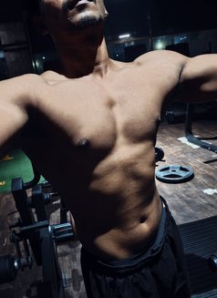 Gentleman Muse | 26 | Mumbai - Acompañantes masculino in Mumbai Photo 6 of 8