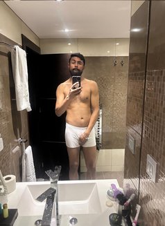 Gentlemanbbc10 - Male escort in Gurgaon Photo 13 of 16