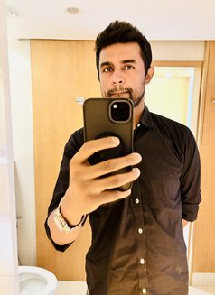 Gentlemanbbc10 - Male escort in New Delhi Photo 2 of 8