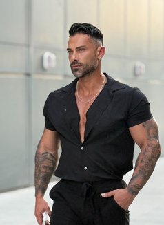 GentleSx / Pro-Muscle Passionate Lover - Male escort in Dubai Photo 23 of 30