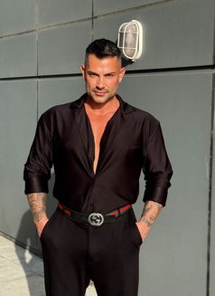 GentleSx / Pro-Muscle Passionate Lover - Acompañantes masculino in Dubai Photo 24 of 27
