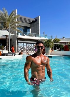 GentleSx / Pro-Muscle Passionate Lover - Male escort in Dubai Photo 8 of 20