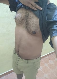 Genuine Boy - Male escort in Chennai Photo 1 of 1