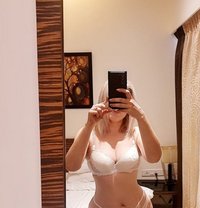 Genuine Call Girls Service Available - puta in Pune