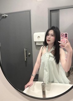 Genuine Cam Session Available, Escor - escort in Kolkata Photo 1 of 2