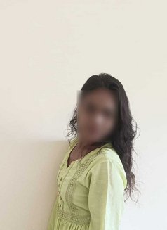 Genuine Chennai Escort Girls Lilly Babe - puta in Chennai Photo 3 of 6
