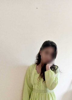 Genuine Chennai Escort Girls Lilly Babe - puta in Chennai Photo 4 of 6