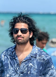 Genuine Connection, Privacy,Good Company - Male escort in Chennai Photo 16 of 20
