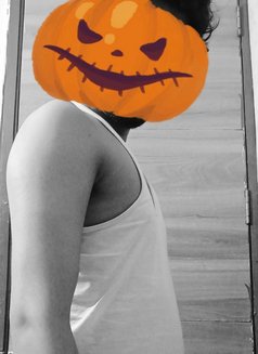 Genuine Guy - Male escort in New Delhi Photo 3 of 3