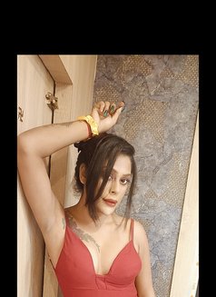 Genuine Hot and Top Shemale - Acompañantes transexual in Kolkata Photo 1 of 8
