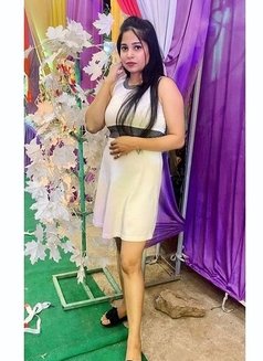 Genuine Hot Sexy Call Girl in Panvel - puta in Thane Photo 1 of 2