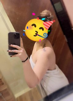 Genuine Housewife❣️cash Pymnt - puta in Abu Dhabi Photo 3 of 3