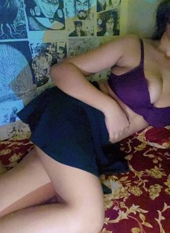 Genuine Independent Aunty - escort in Hyderabad Photo 9 of 9