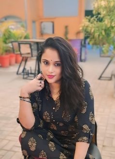 Genuine riti - escort in Bangalore Photo 1 of 3