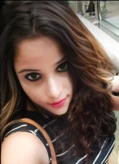 Genuine riti - escort in Bangalore Photo 2 of 3