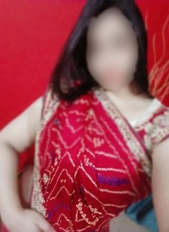 Genuine Kerala Girl for Full Service - escort in Kuwait Photo 2 of 2