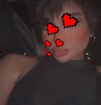 Genuine Local Sissy - Acompañantes transexual in Abu Dhabi