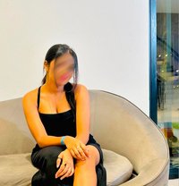 Genuine meet and cam service avl now🟢 - escort in Hyderabad Photo 1 of 7